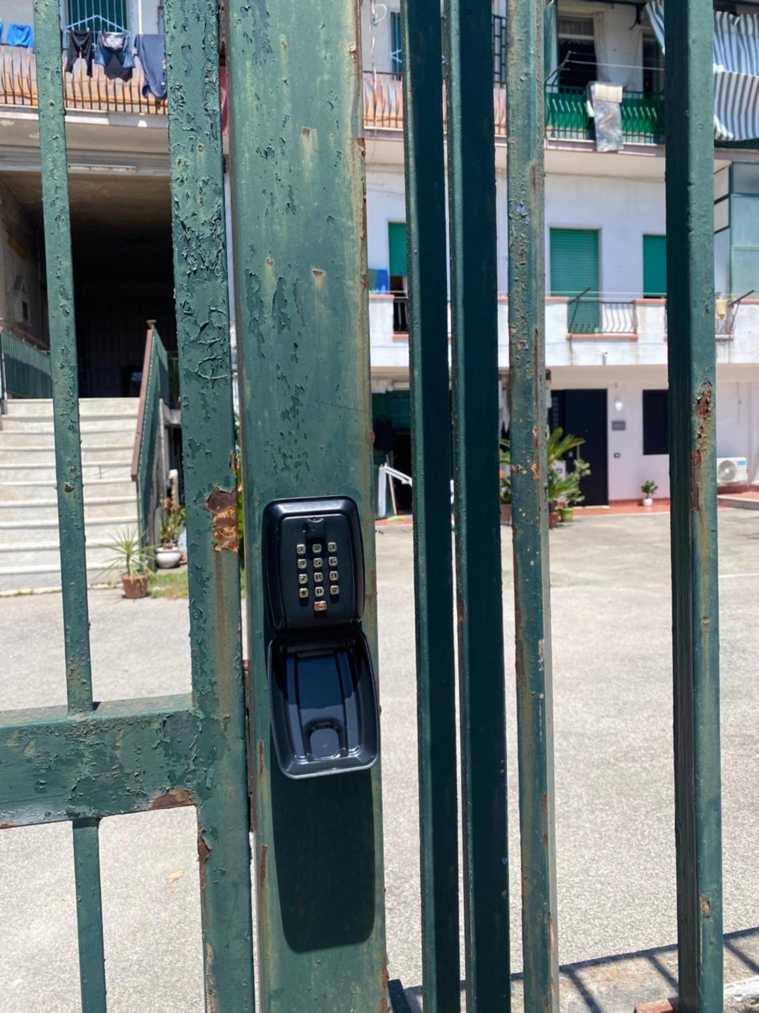 Gate 16 Room Napoli Экстерьер фото